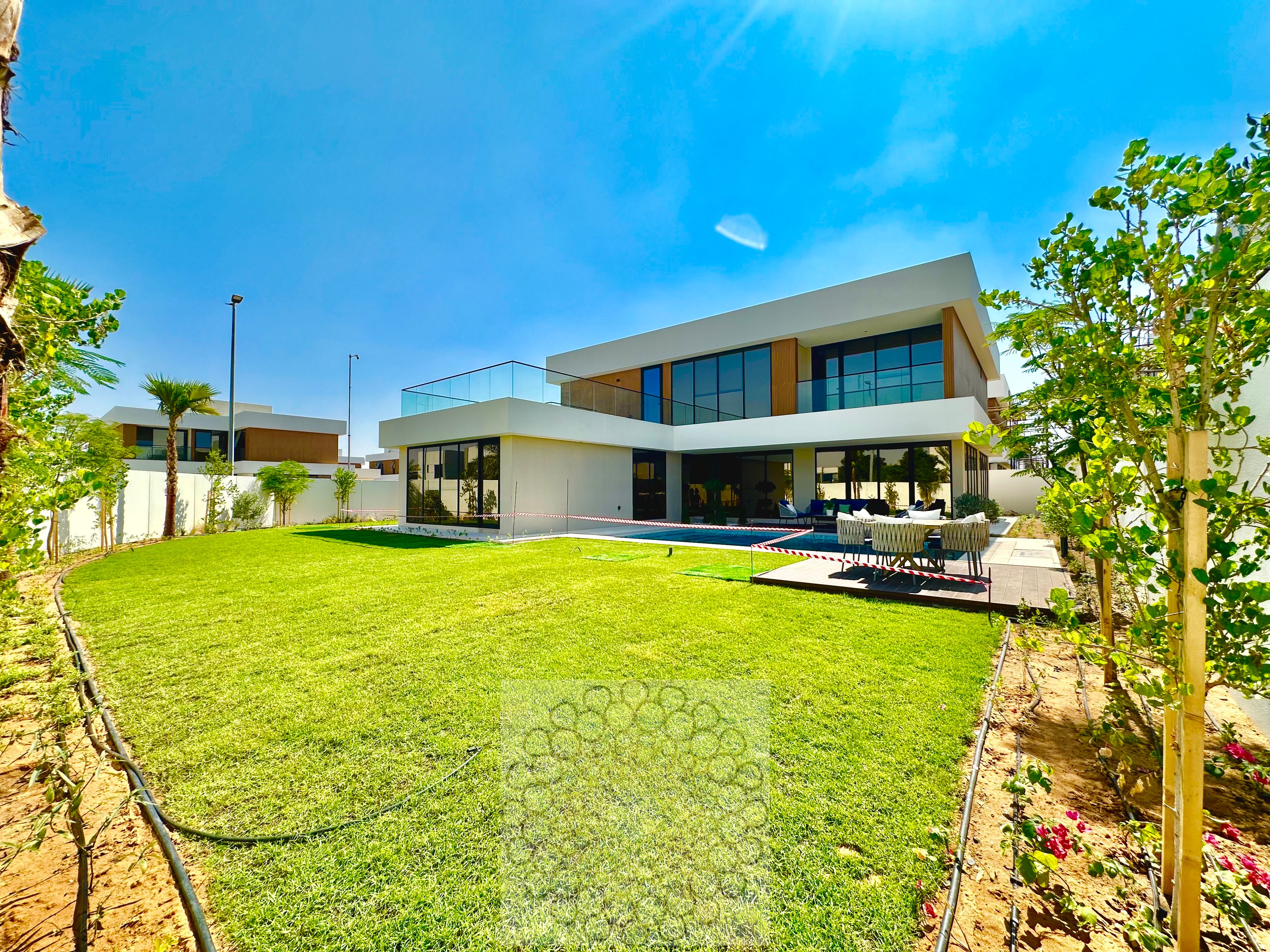 Luxury 5 Bedroom-1% monthly instalment - 10% Down Payment