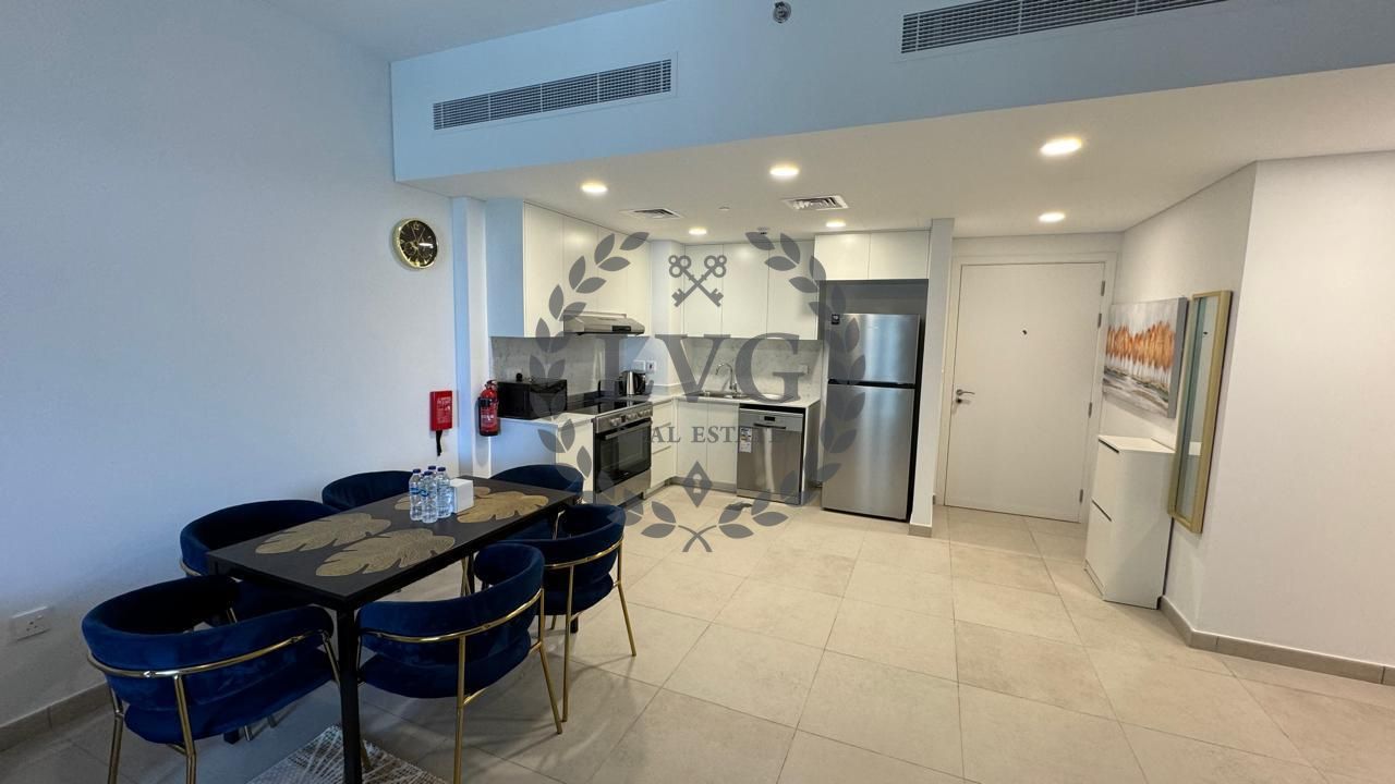 apartment card
