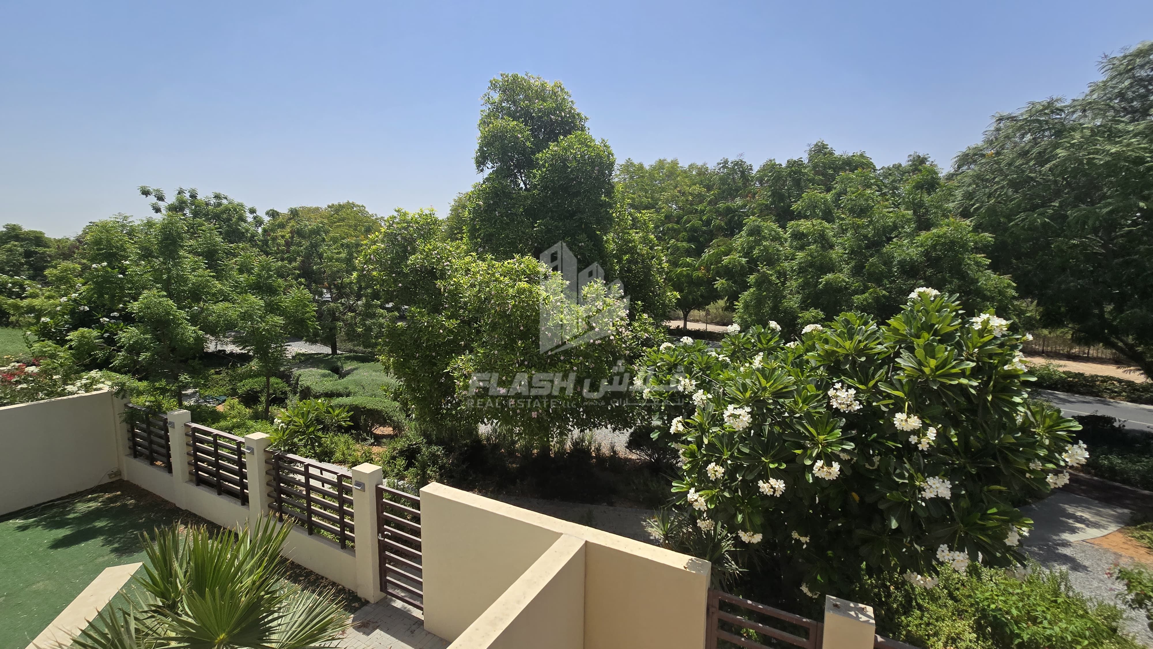Corner Unit| Beautiful Community| Hot Deal