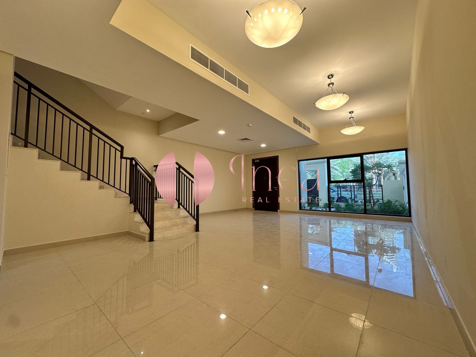 New Townhouse | Park facing | Great location