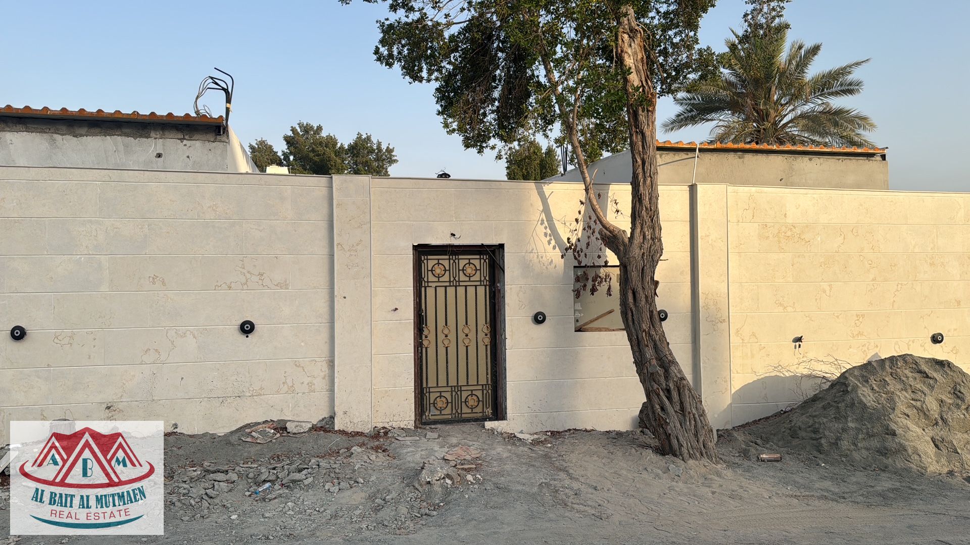 house with six master bedrooms and two kitchens in Mansoura