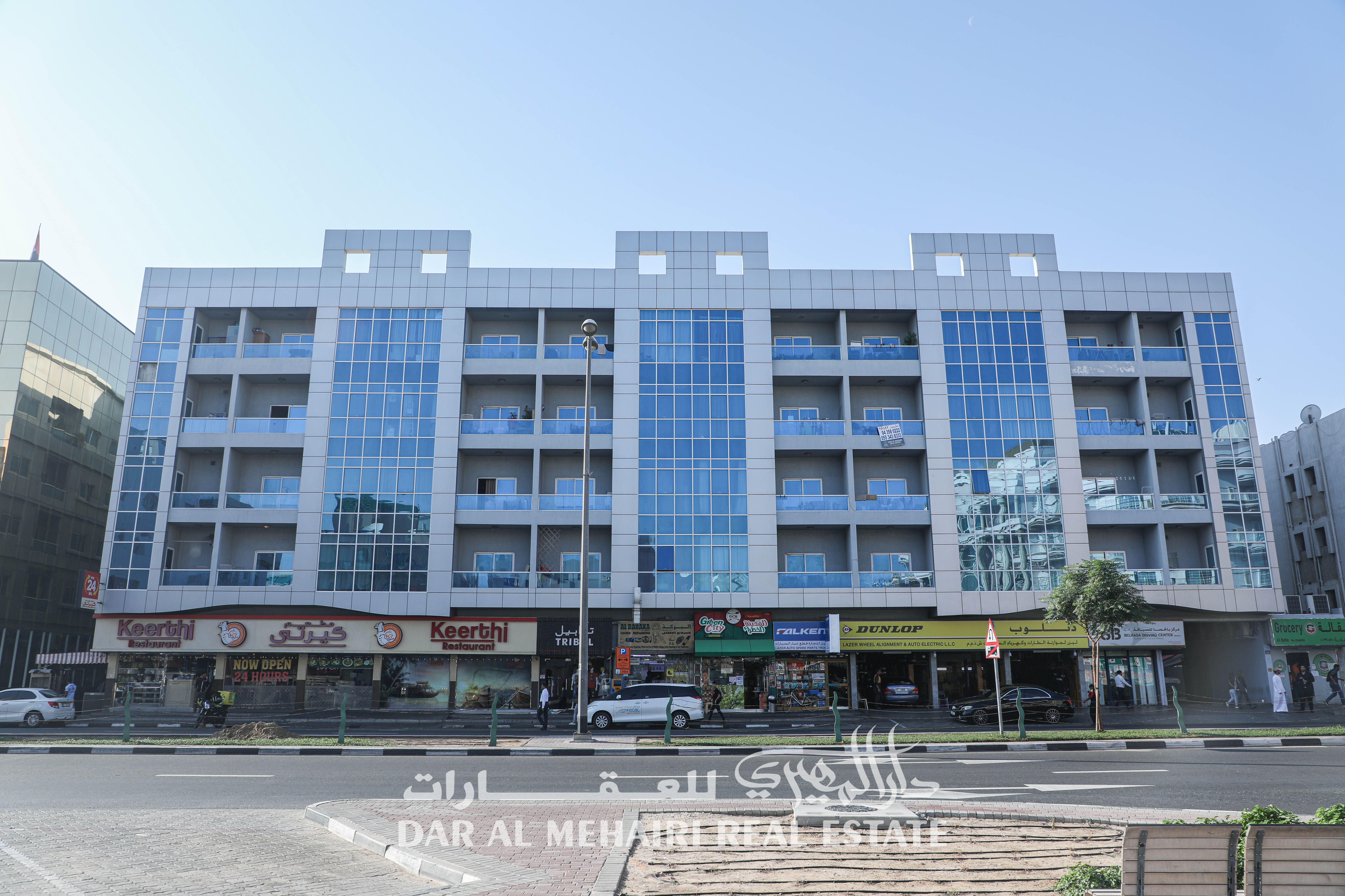 KARAMA NEAR ADCB METRO 1 B/R FLAT AVAILABLE ONLY FOR FAMILY
