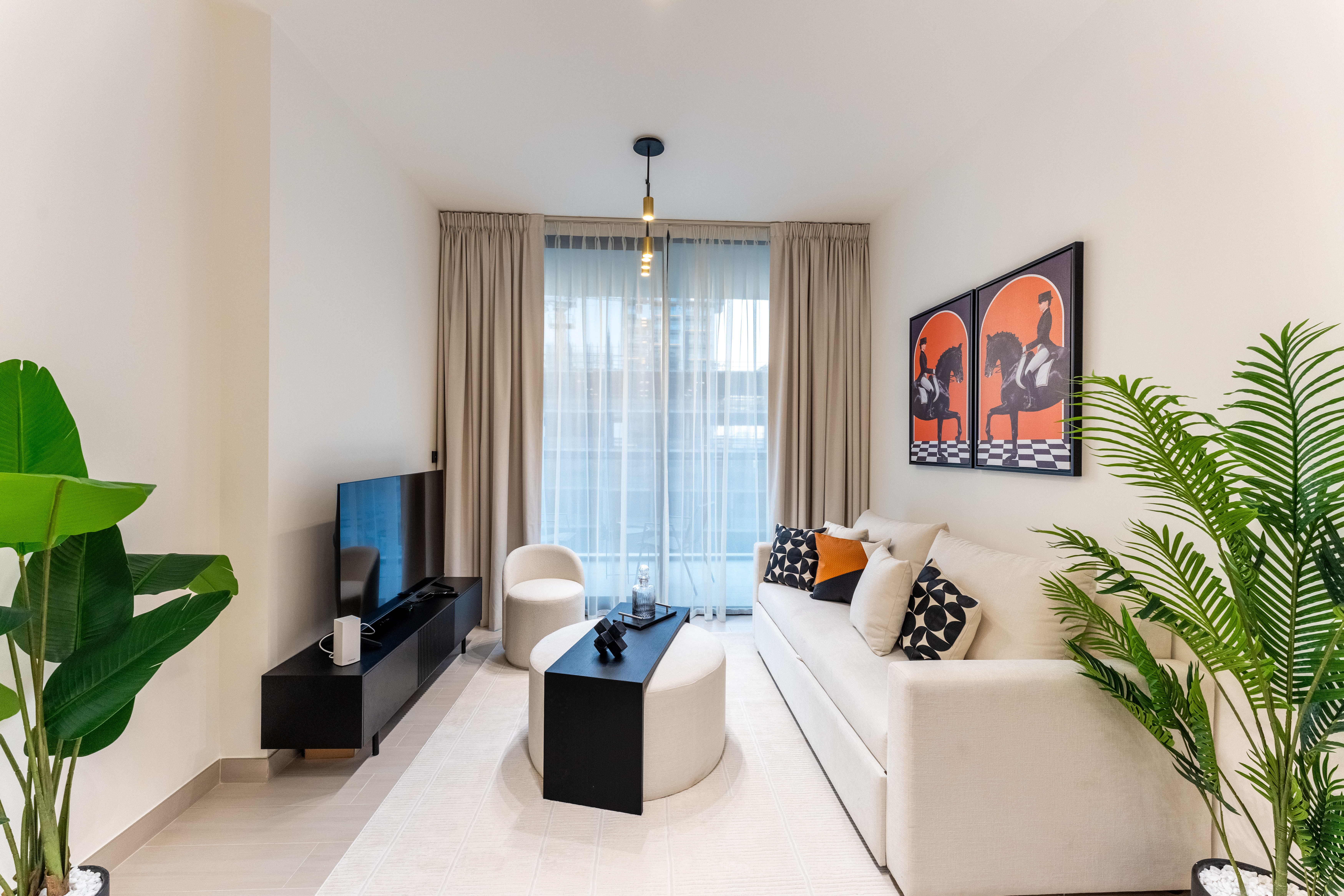 Cosy 1 Bed Apartment in Binghatti Orchid