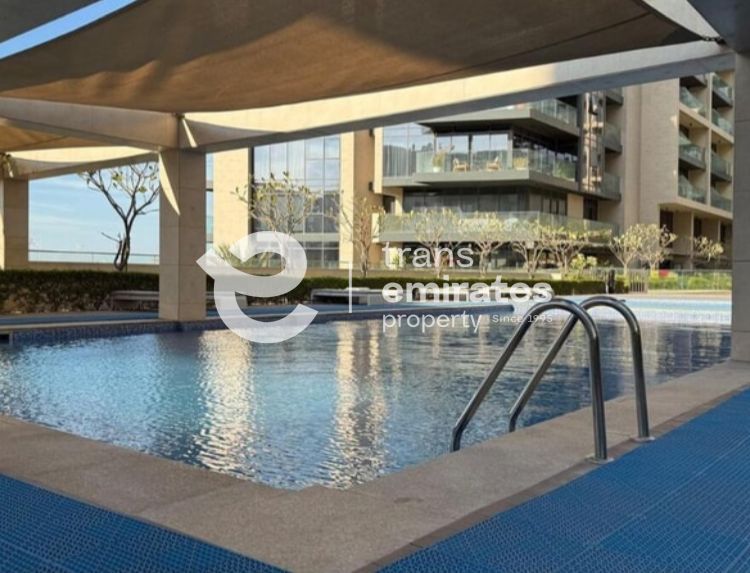 apartment card