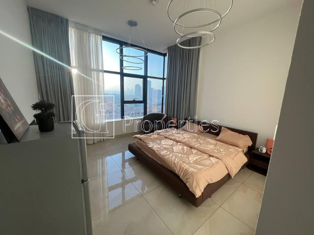 apartment card