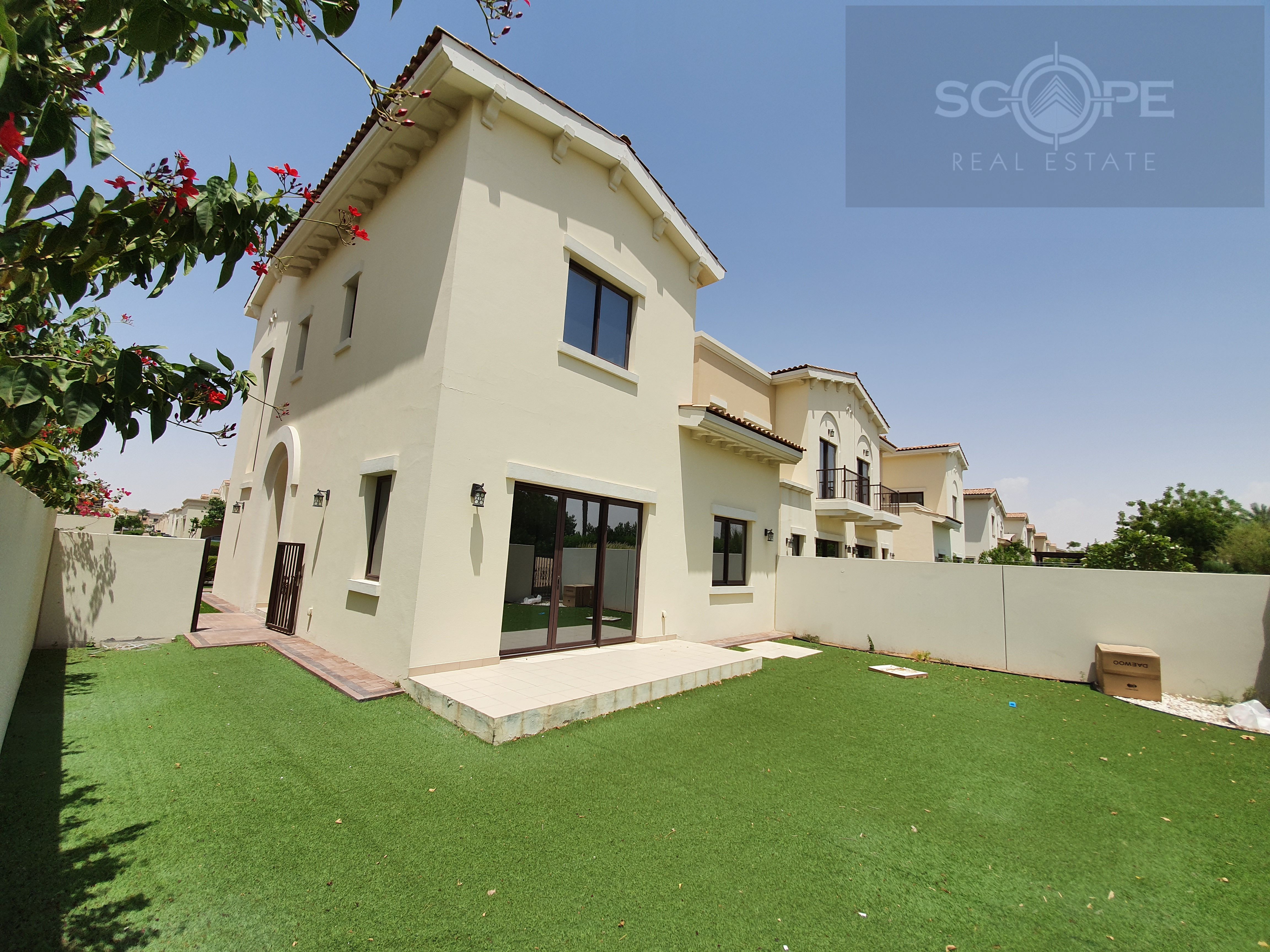 Incredible Spacious 3E, 3 Bed+M, Vacant, Mira 1