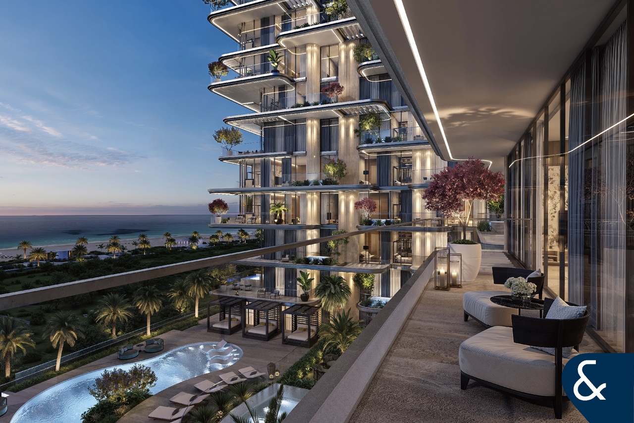 Luxury Living | Exclusive | Beachfront
