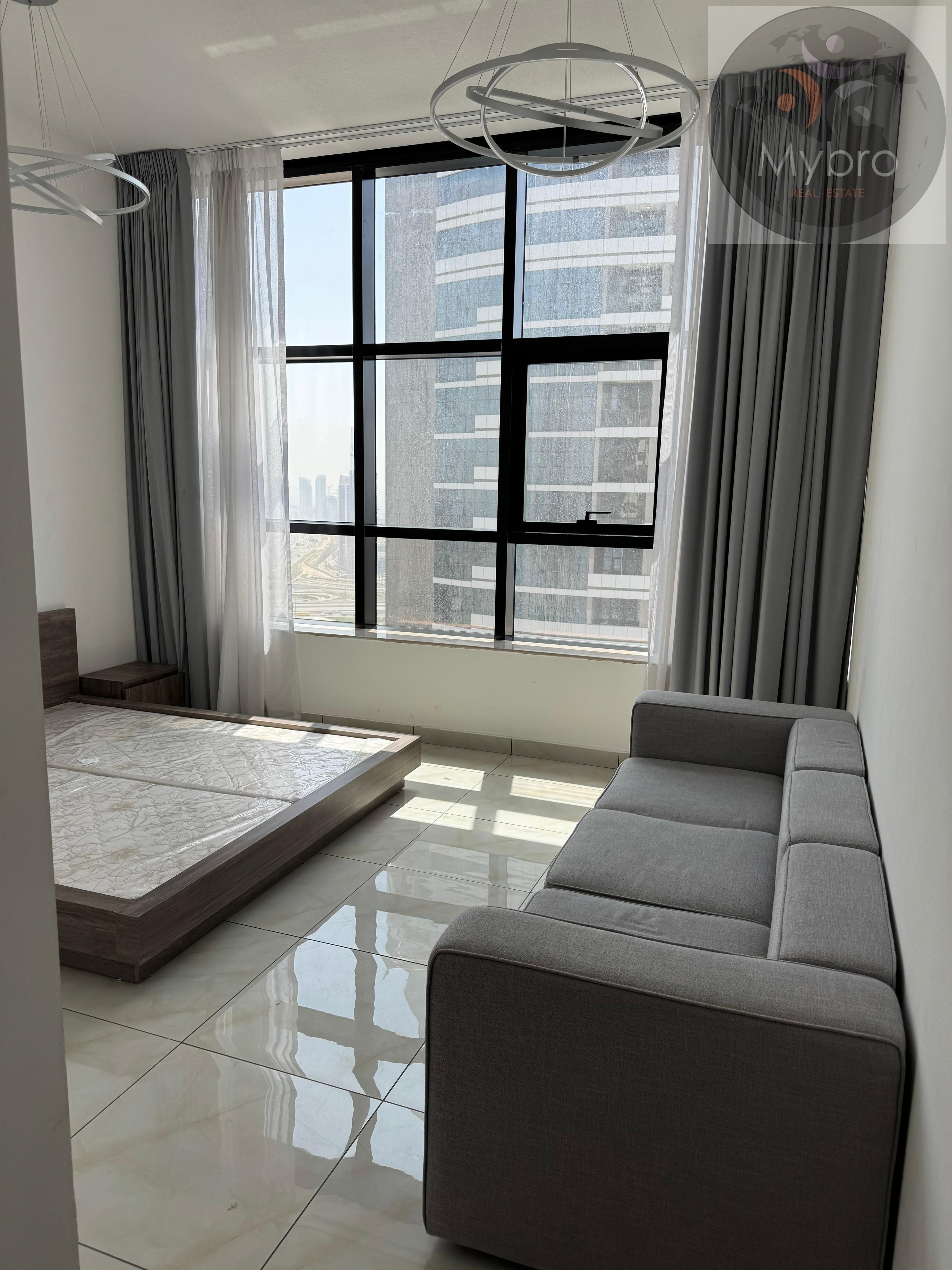 apartment card
