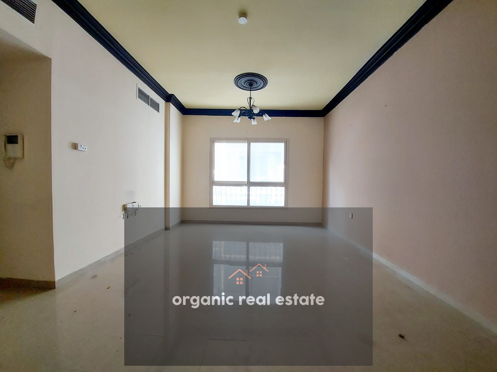 Spacious 1bhk with wardrobe