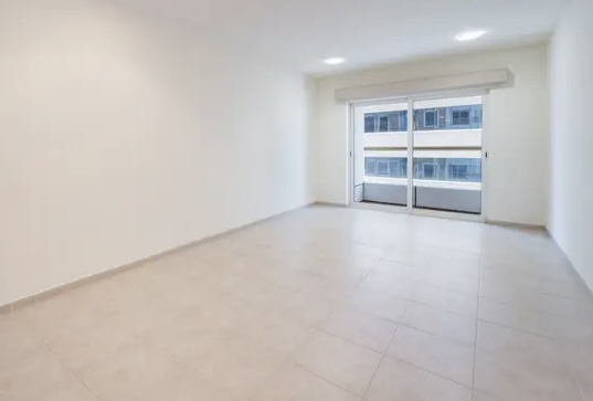 AVAILABLE! Vacant! PArtial Sea View! Perfect Condition