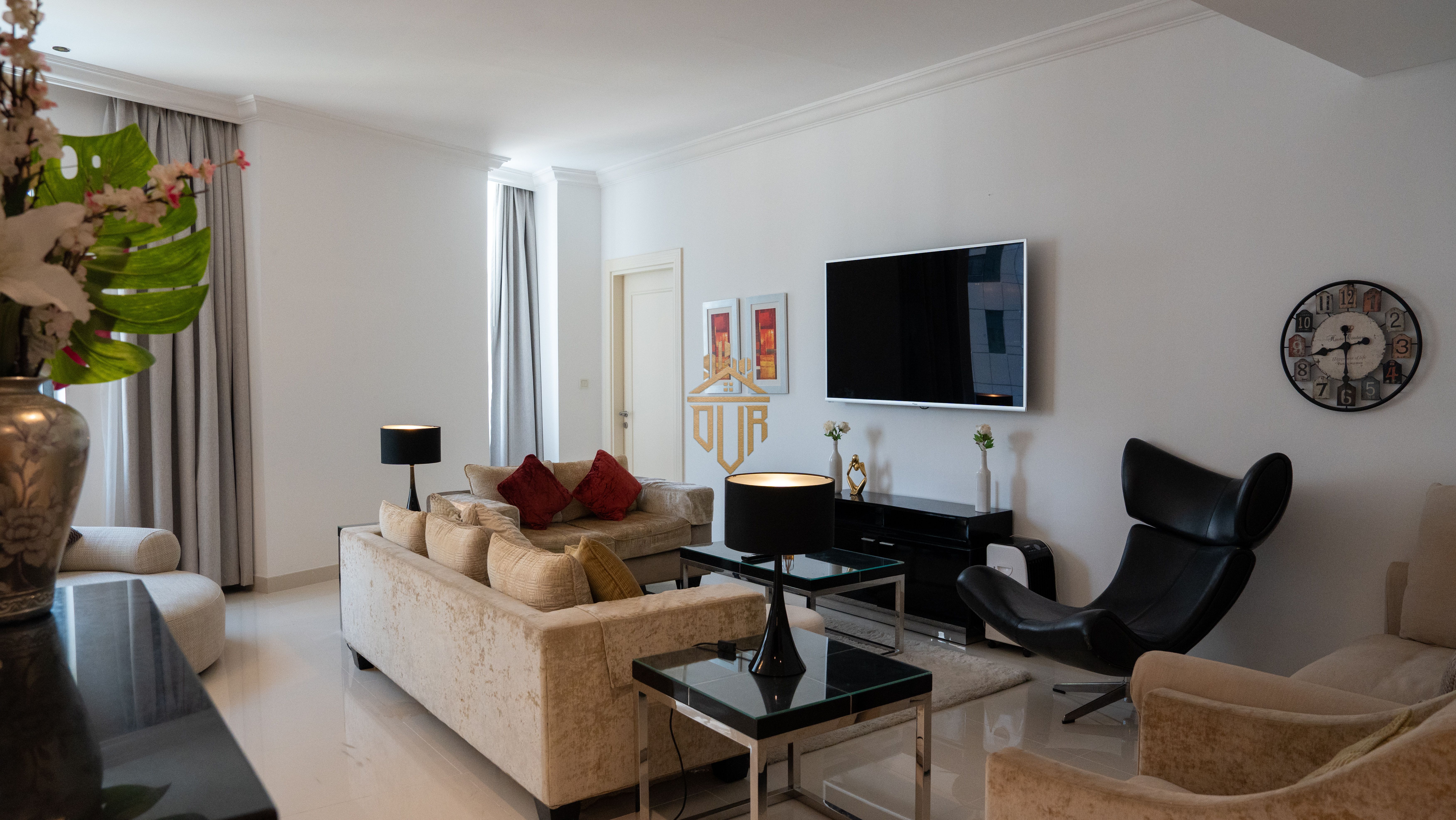 DVR Luxurious 1BR available in Business Bay