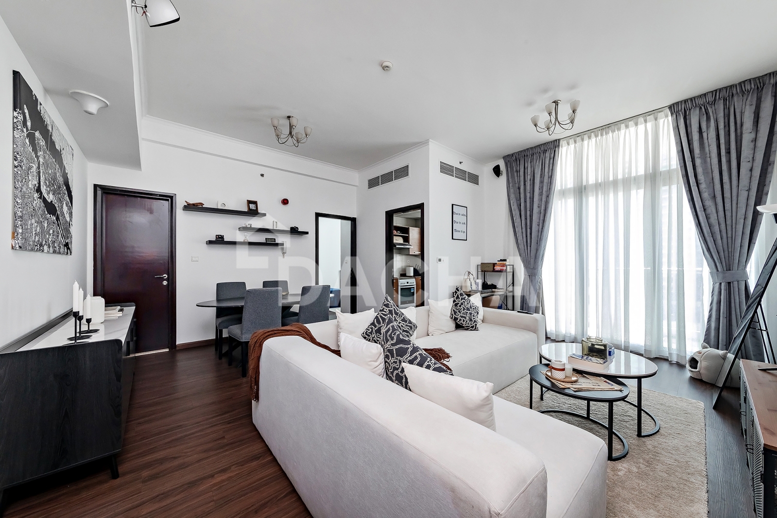 apartment card