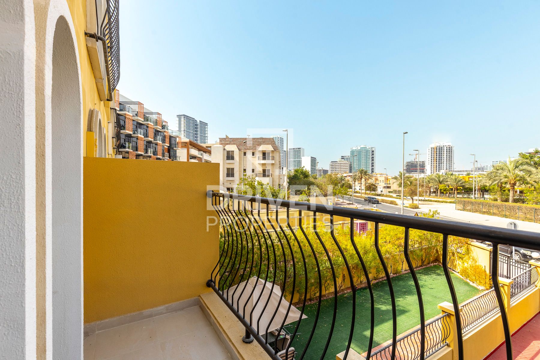 Fully Furnished | Spacious Layout plus Maids Room