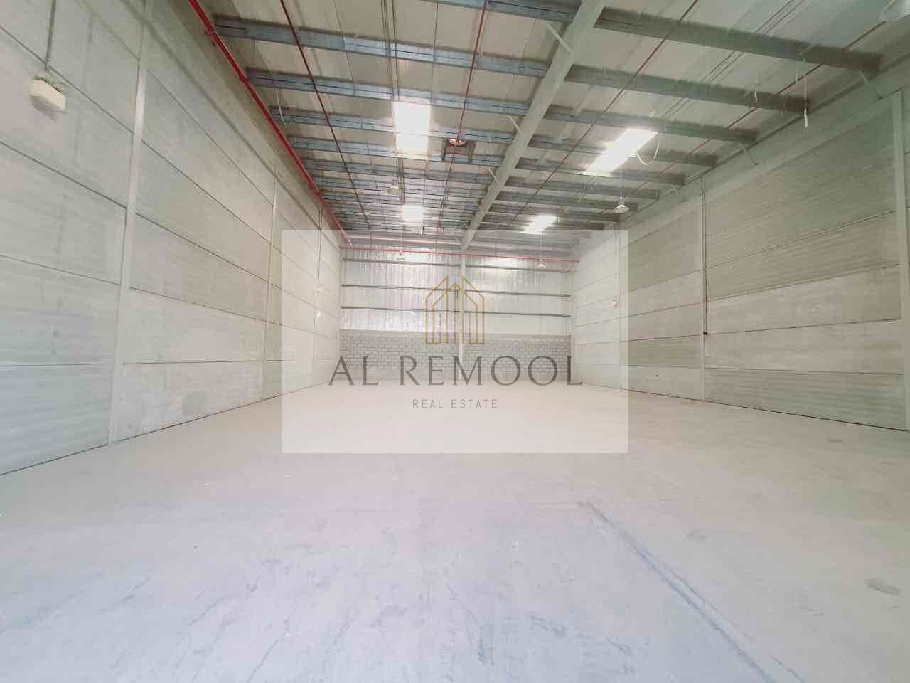 14000/SQFT WAREHOUSE FOR RENT IN 670K IN SAJJA SHARJA