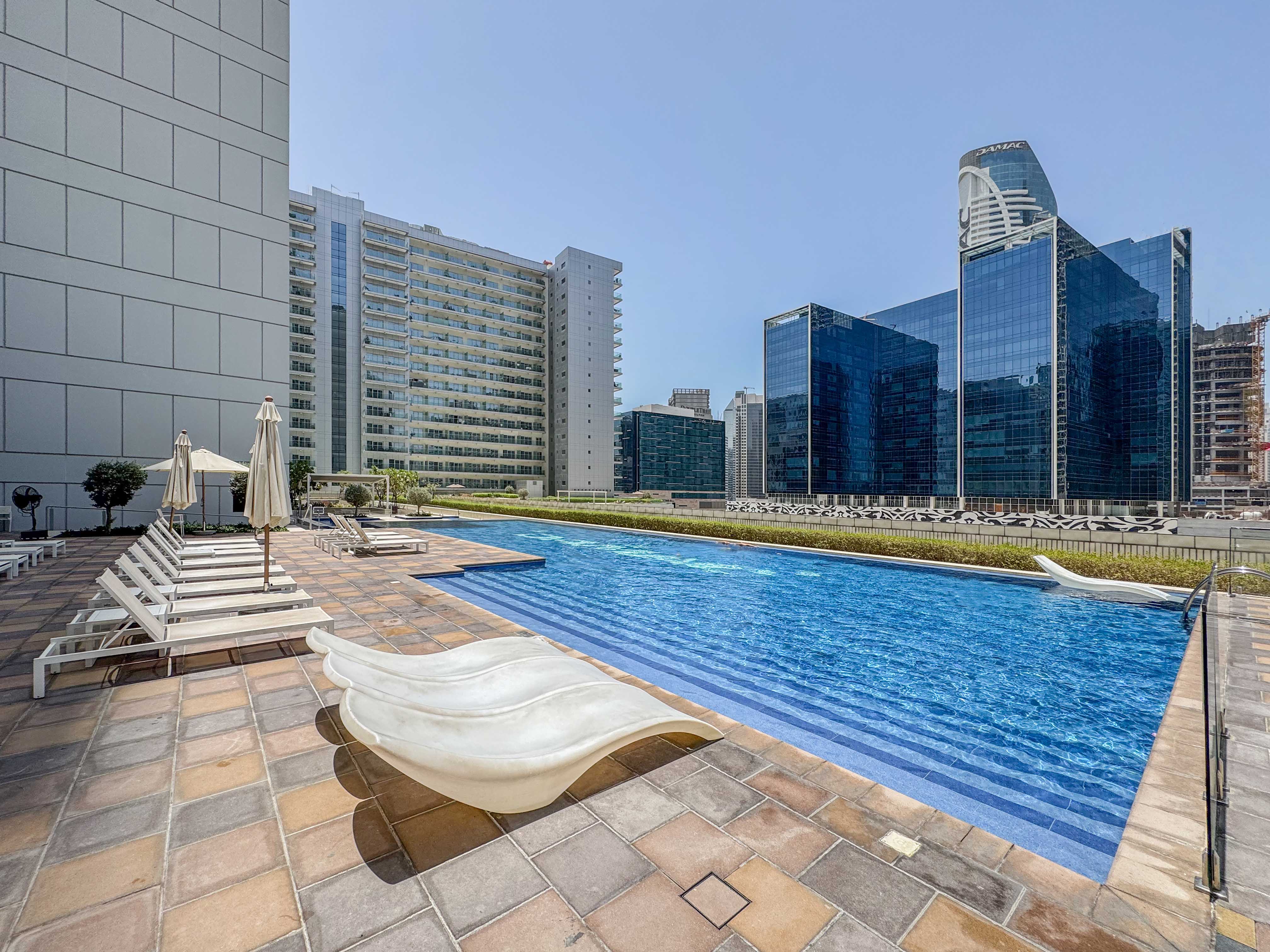 Stunning Canal View in Business Bay// 1 BR Mega Summer Offer!