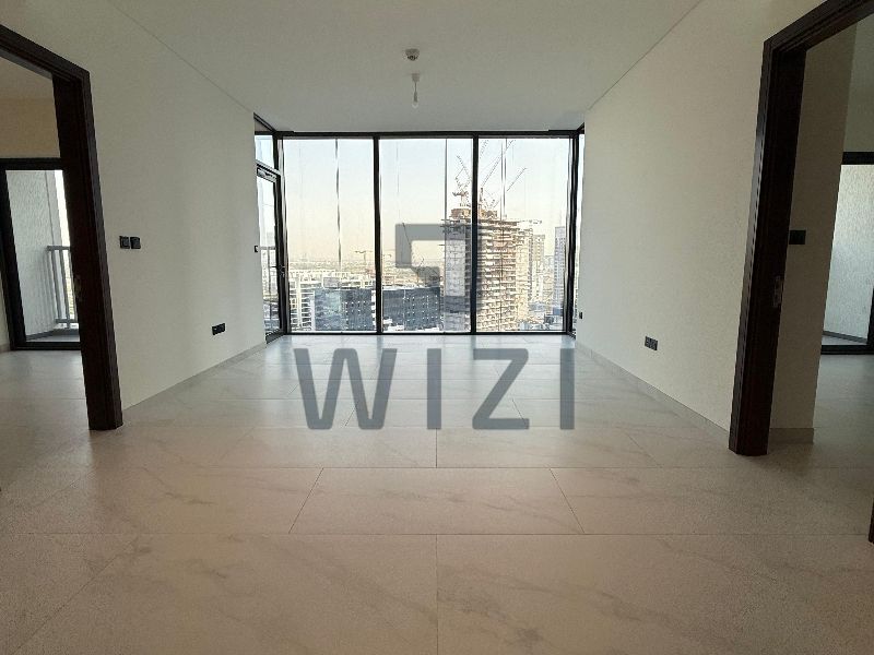 Spacious Layout | High Floor | Pool and City View