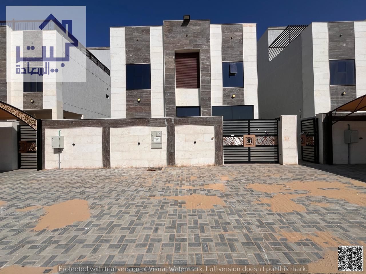 Villa for rent in a residential location in Al Yasmeen area, wonderful and distinctive modern design, spacious areas and a distinguished location, the