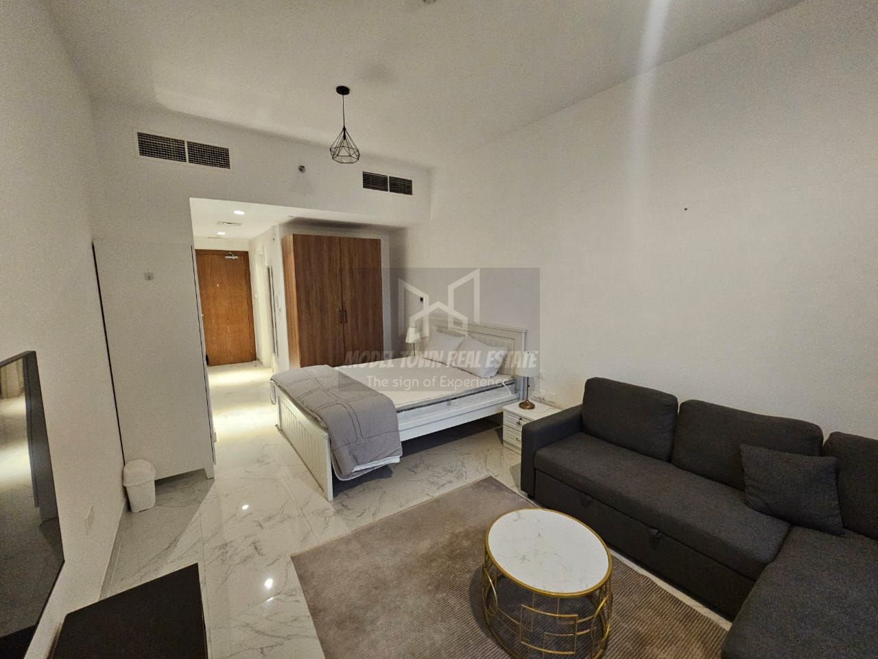 apartment card