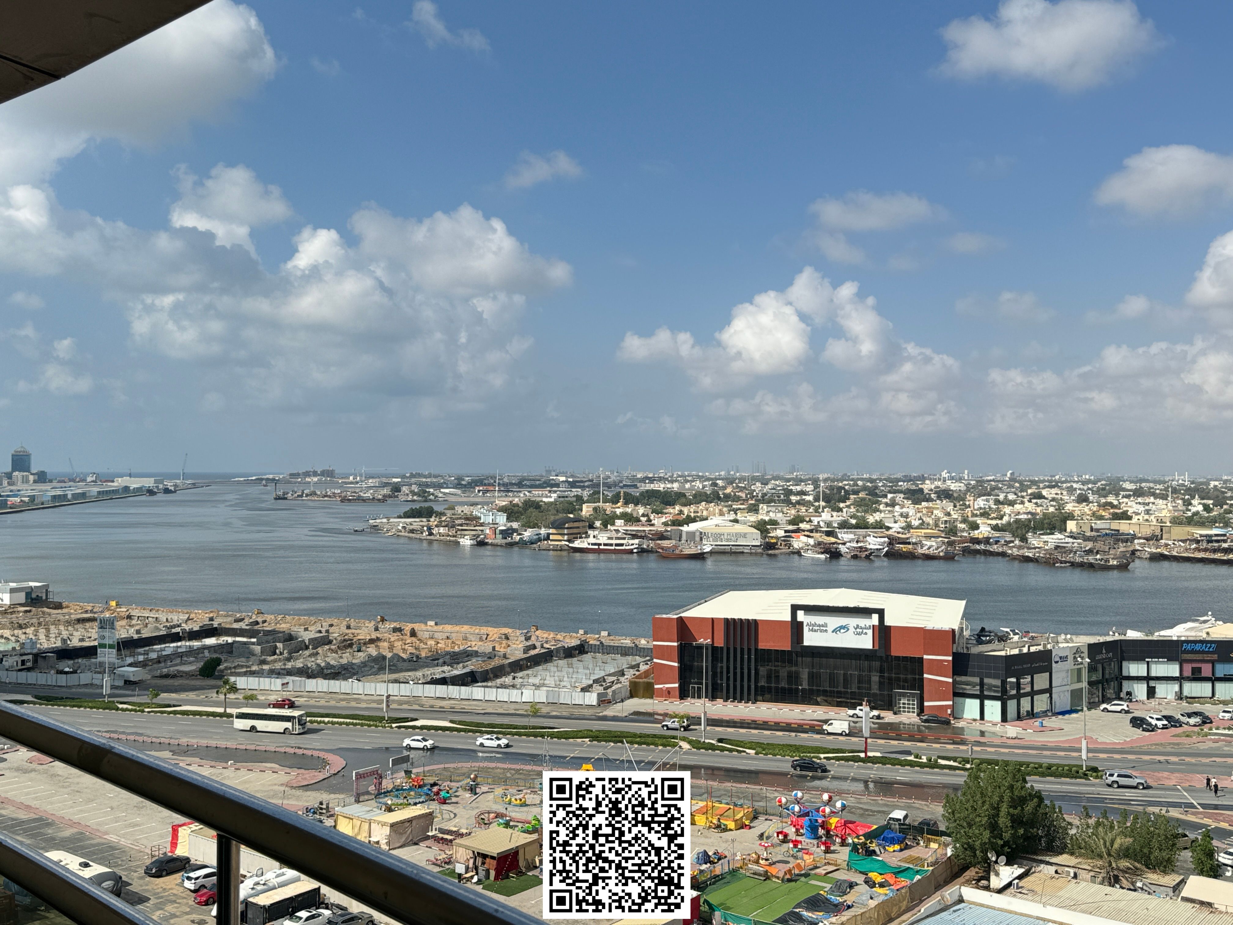2 BHK RENT IN HORIZON TOWER FULL SEA VIEW