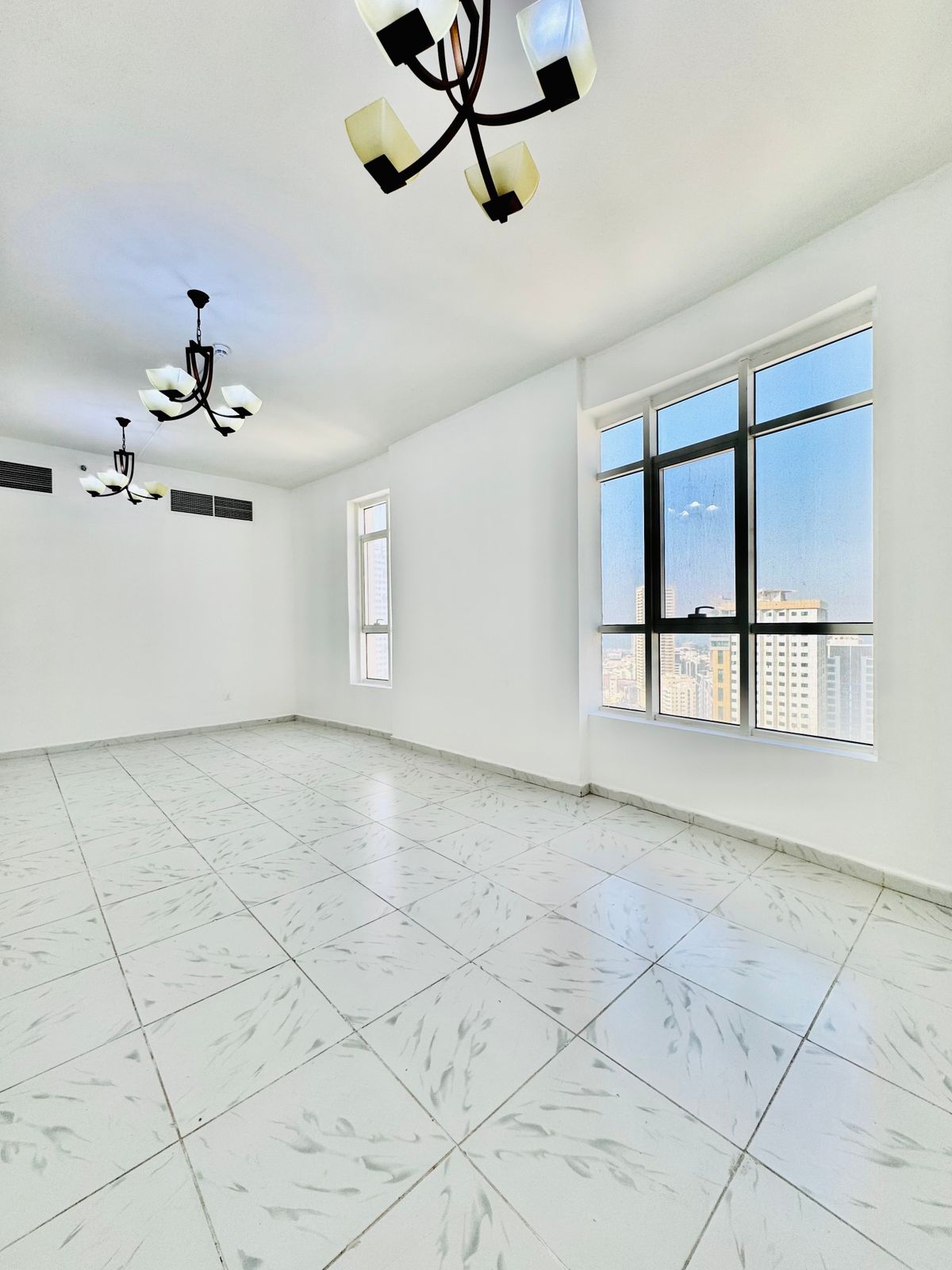 2BHK for rent without commission in luxury tower in majaz 3 khawlah tower.