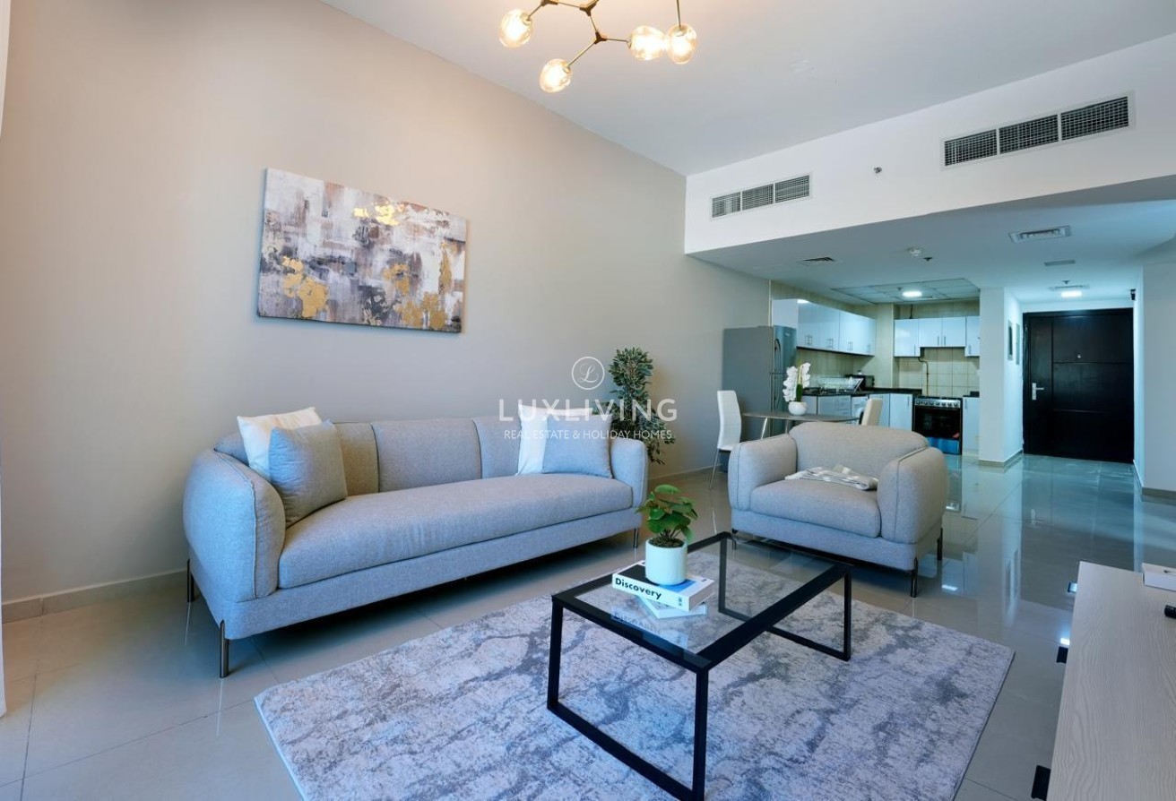 apartment card