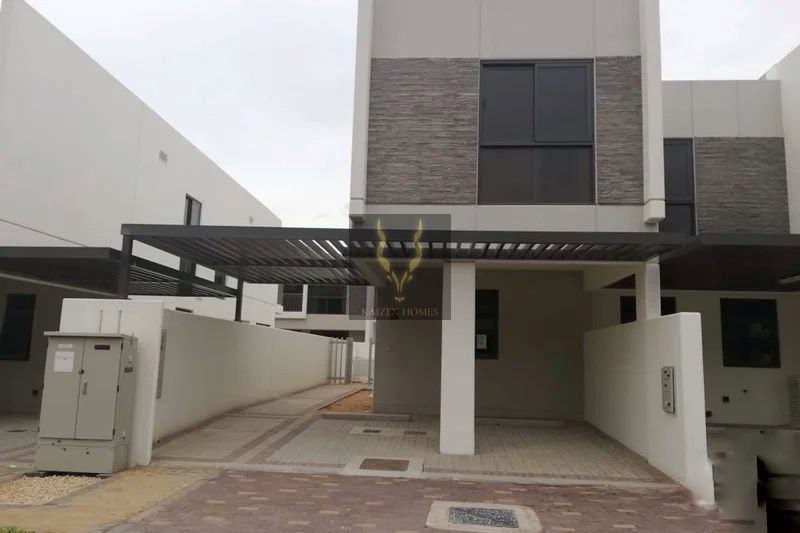 3BR+M - R2EM - VACANT - CORNER UNIT