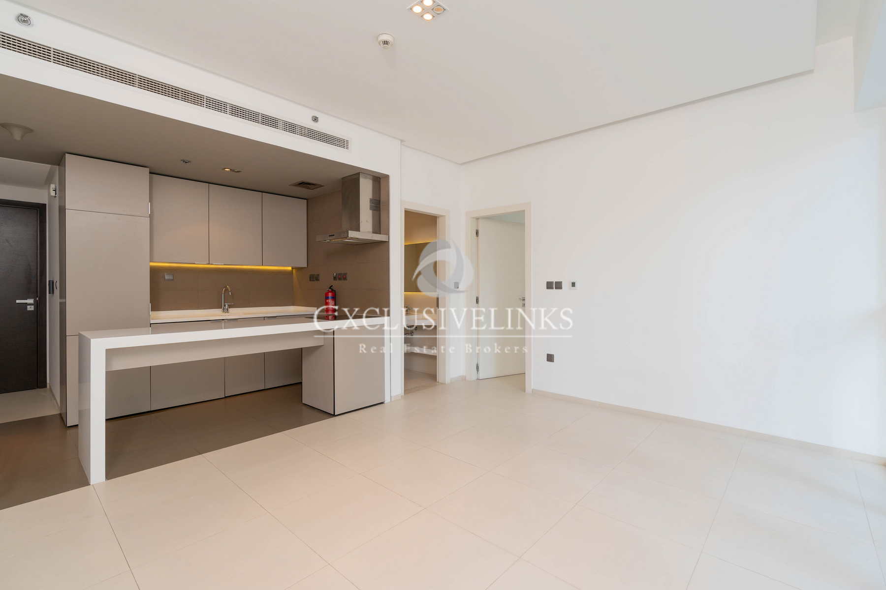 apartment card