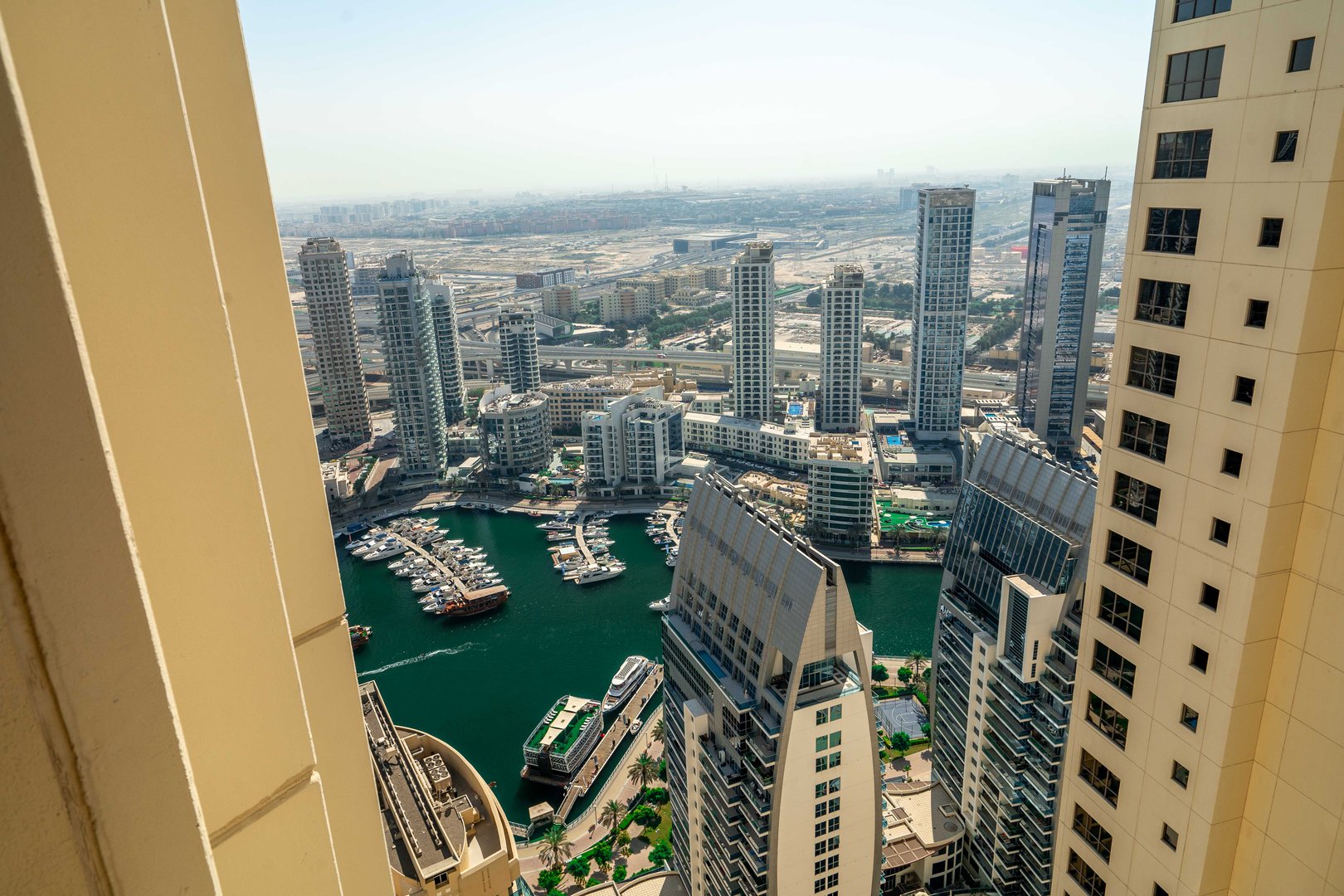 GuestReady - Furnished 2BR | High Floor | Marina View | JBR Shams