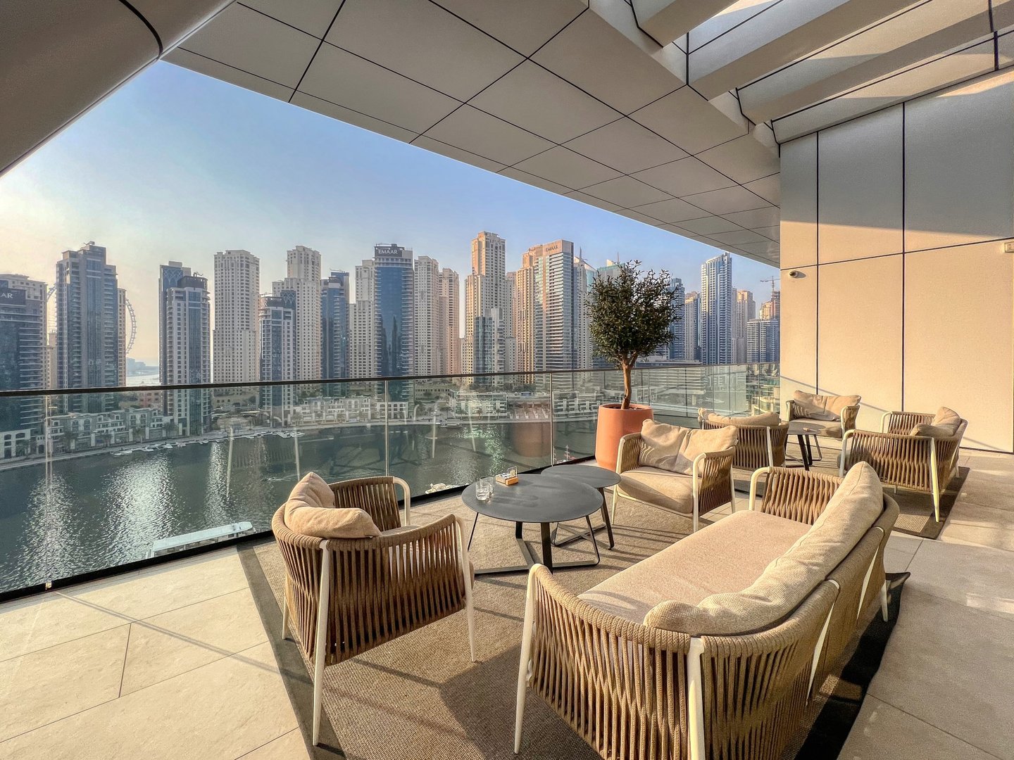 **Signature Residence** | Panoramic Views | Vida Residences Marina