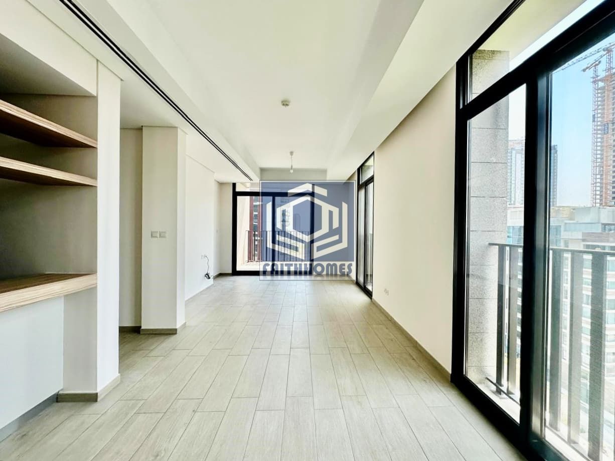 Luxury 2BHK Corner Apartment with Stunning City & Skyline Views