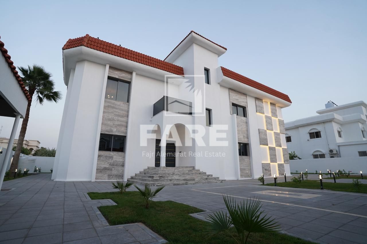 For sale - 7 bedroom villa - fully renovated super deluxe