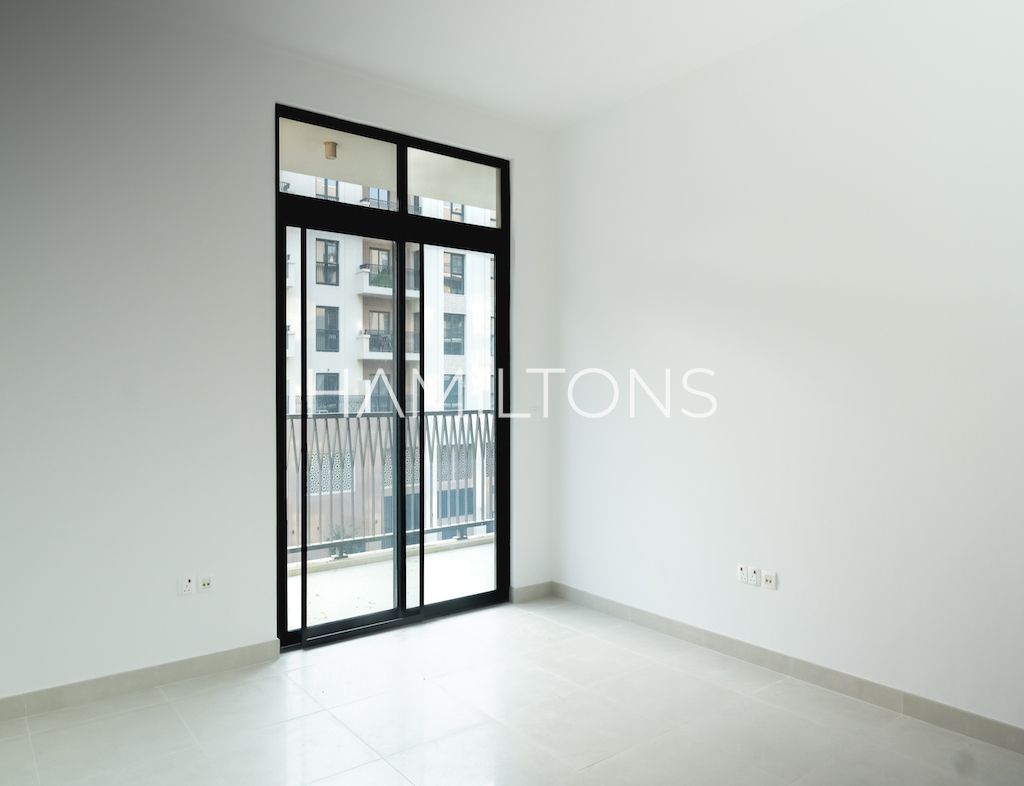 Prime Beachfront Property | Stunning Sea Views | Vacant | Resale