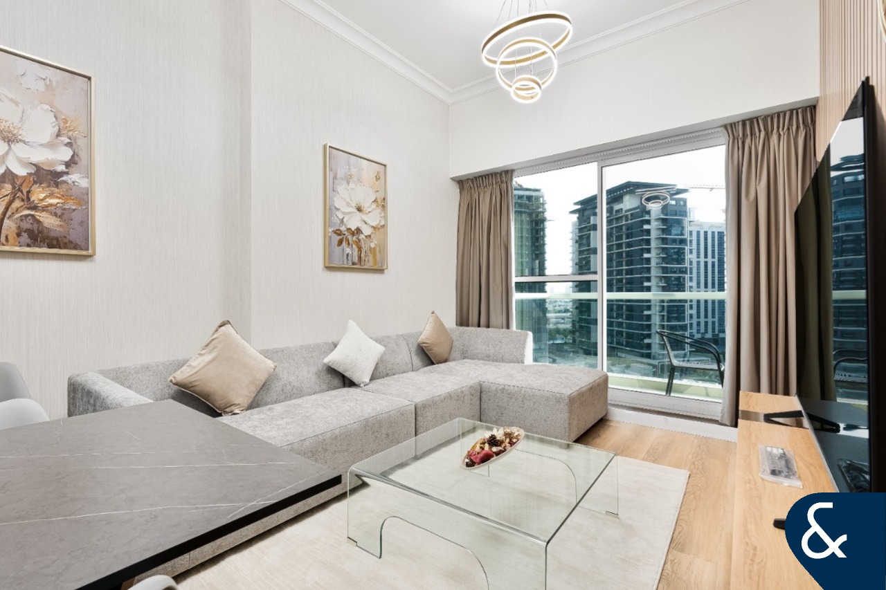 apartment card