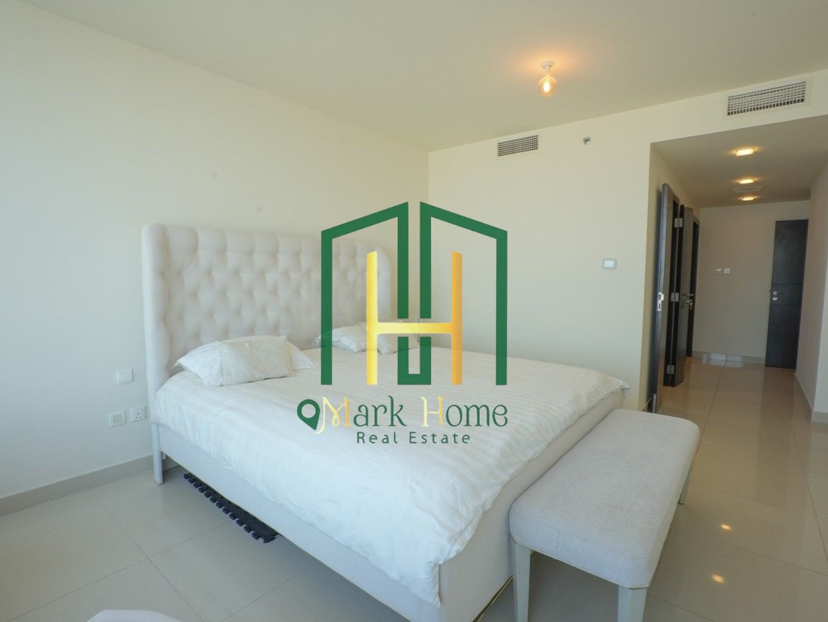 apartment card
