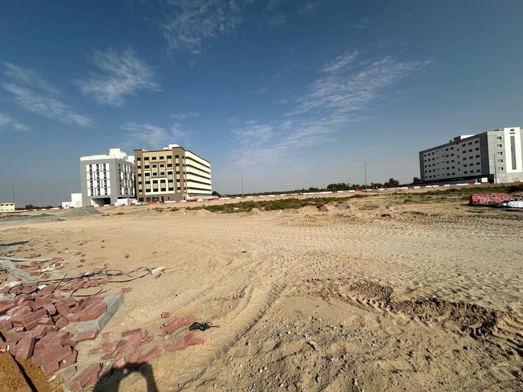 FREEHOLD PLOT / LAND FOR BUILDING SHOWROOM - OFFICE - WAREHOUSE - STAFF ACCOMMODATION IN ONE PLACE -