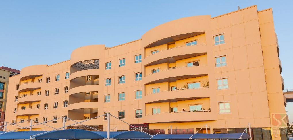 Chiller Free Spacious 2Bhk/ Near Metro / For Family