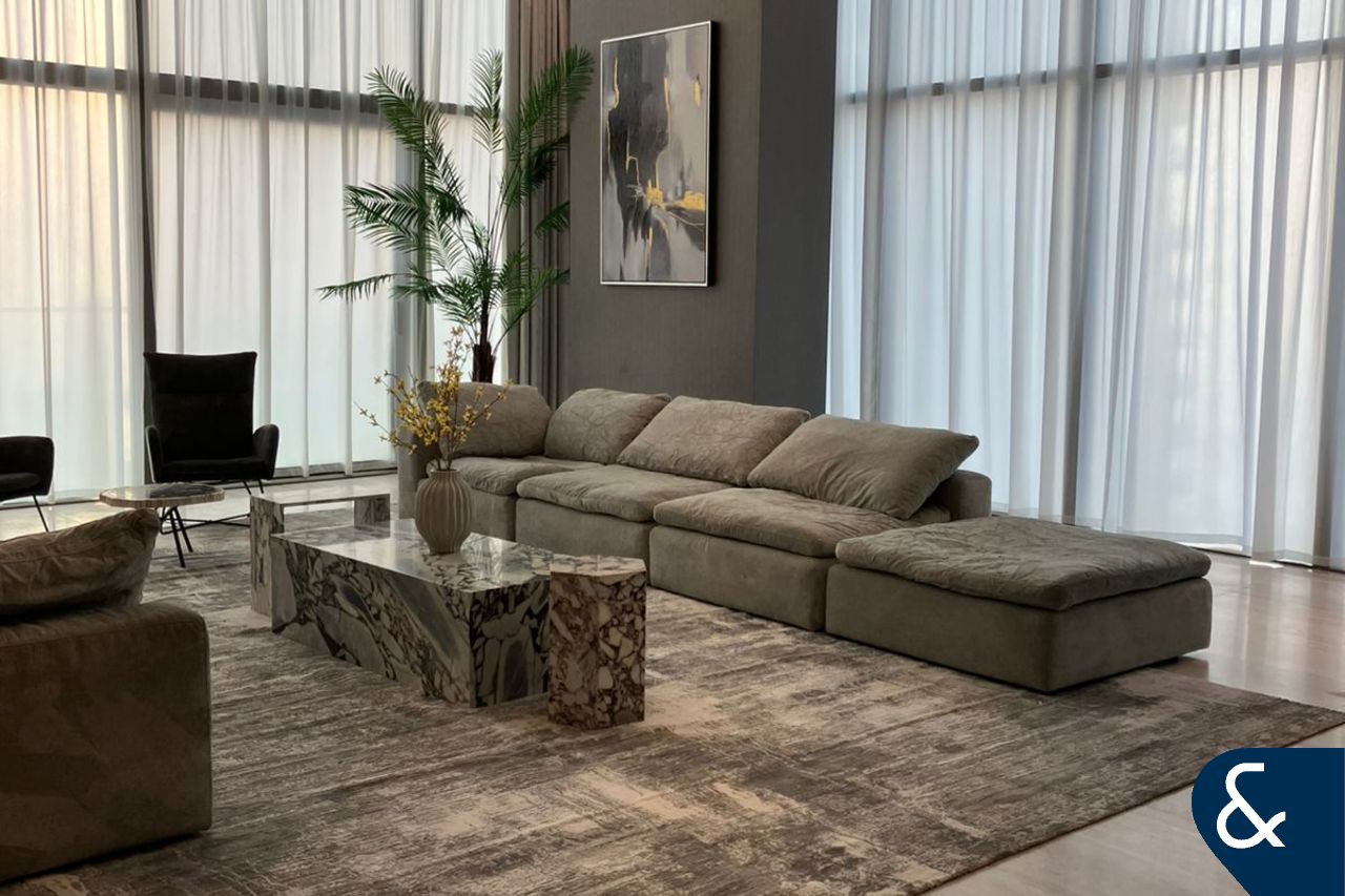 4 Bed | Luxury Living | Penthouse | Furnished