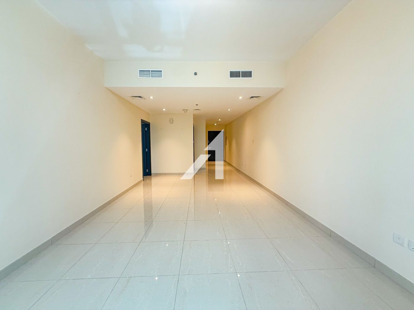 Spacious 1 Bed | Prime Location | Great Amenities