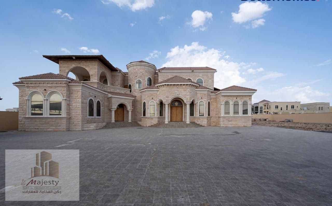 For sale, a furnished villa with an area of 25,000 square feet in the Al-Ruqayyah area / Sharjah Emirate.