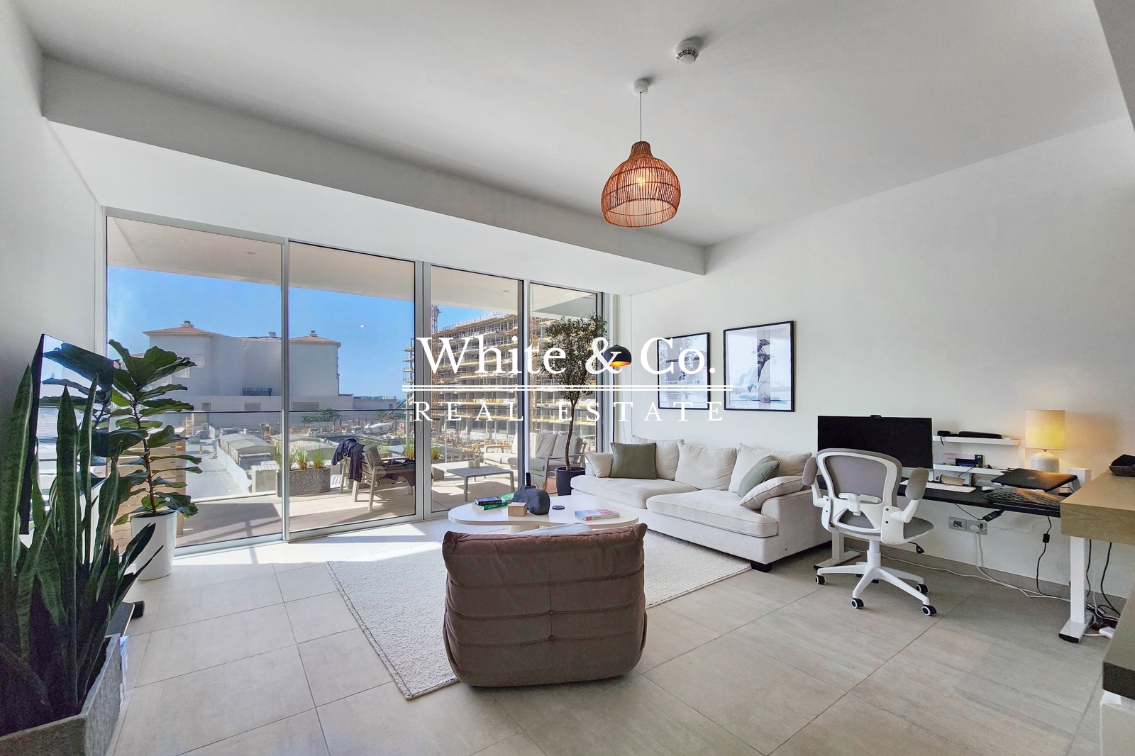 apartment card