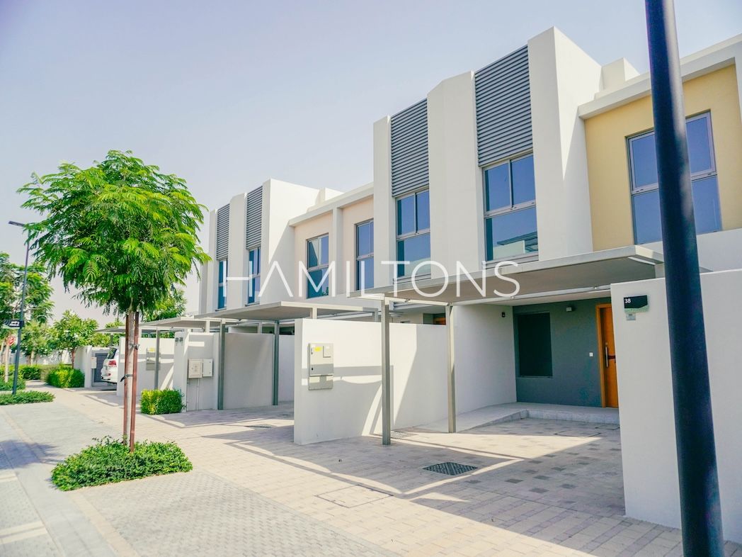 Contemporary Villa | Luxury Community | Resale