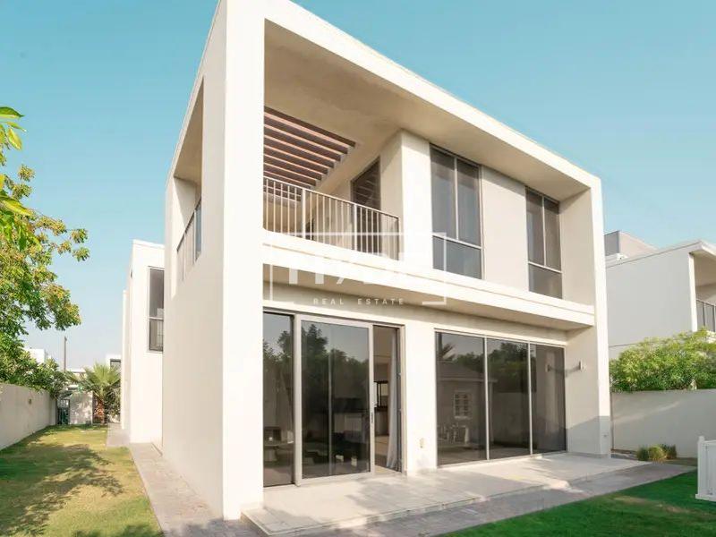 Prime Location | Spacious Plot | Type E3