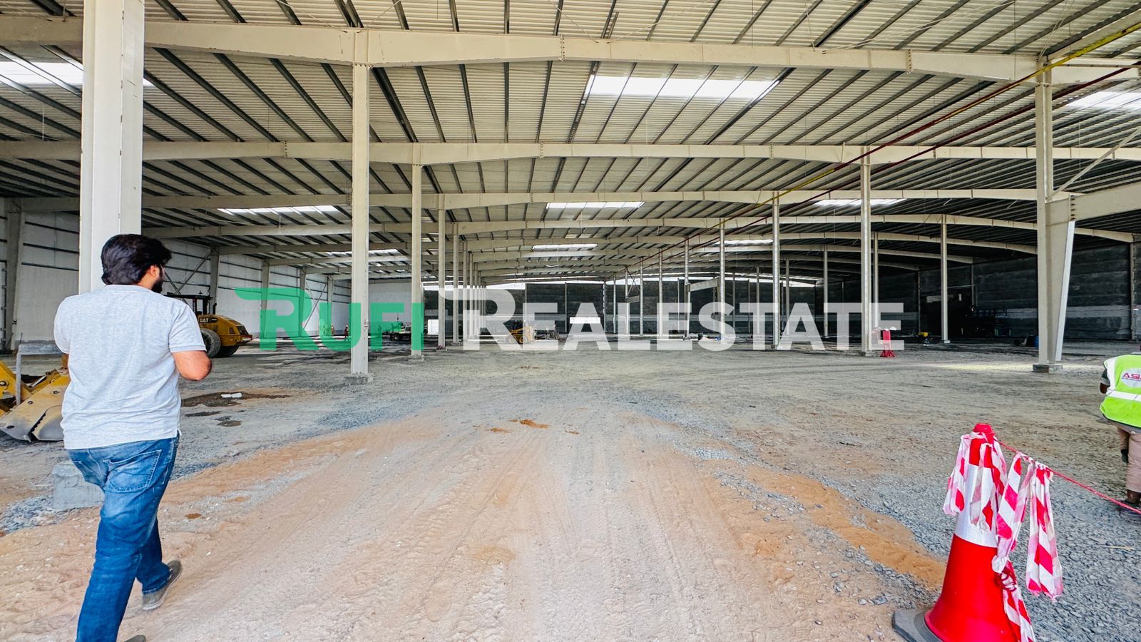 ** Ready to move 47603 sqft Warehouse For Rent in Emirates Modern Industrial Area, Umm