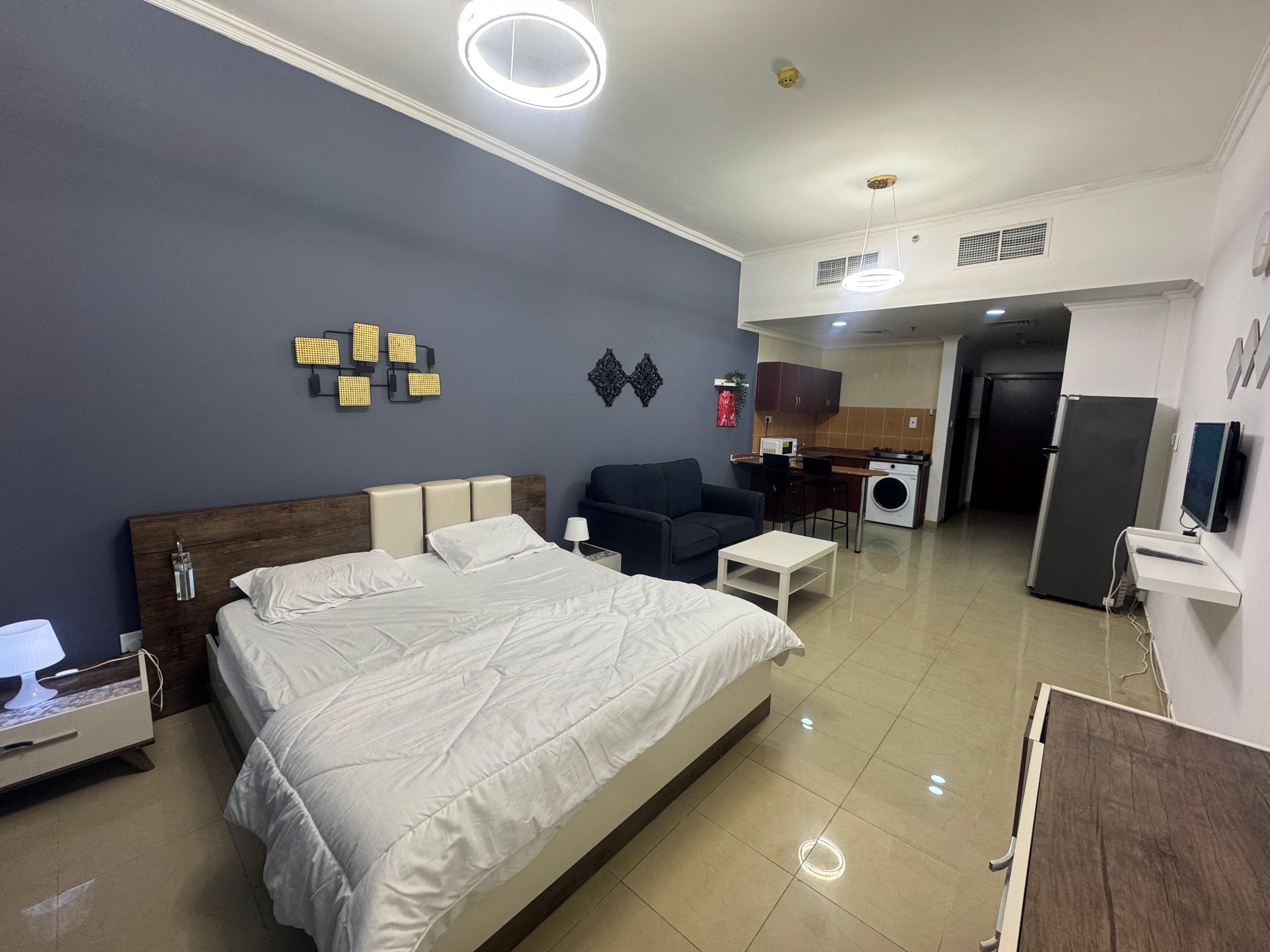 || Pay Monthly Rent || Near Bus Stop , Groceries , Pharmacy , Gym , Parks || Pool & Gym