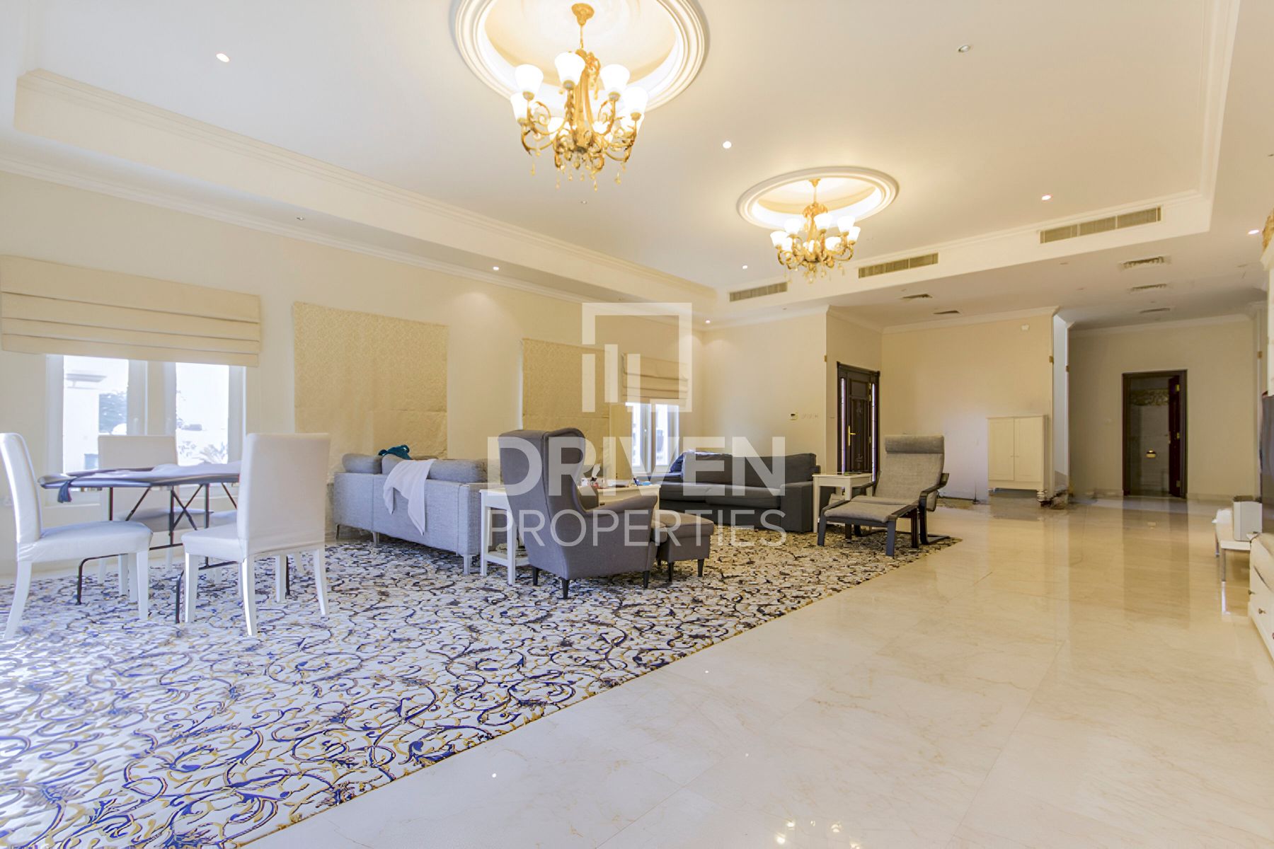 Vacant Soon | Corner | Custom Built | Private Pool