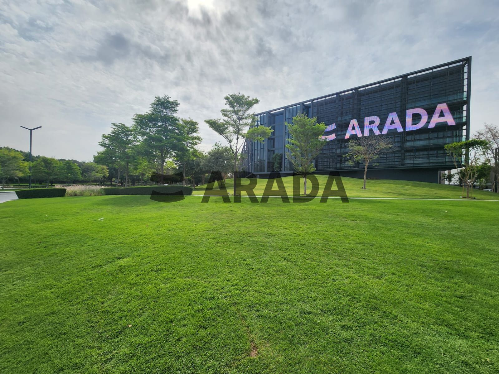 Modern Designed Two- Bedroom apartment | The Gates Aljada