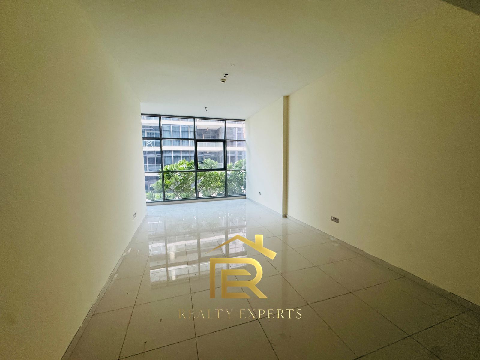 Spacious Unit with Big Balcony | Pool View