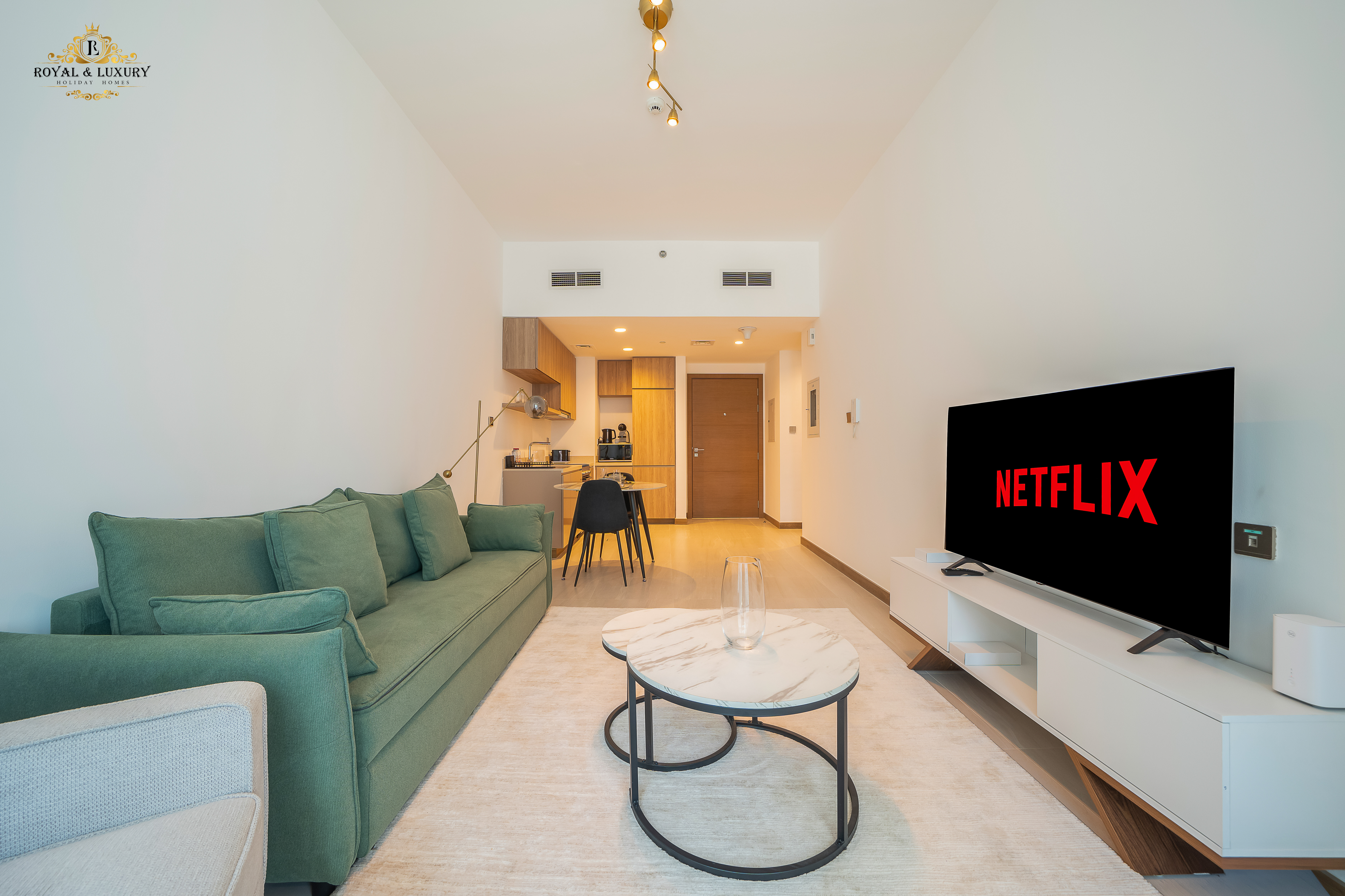 Modern 1BR - Close to Metro Station - All Bills Inclusive