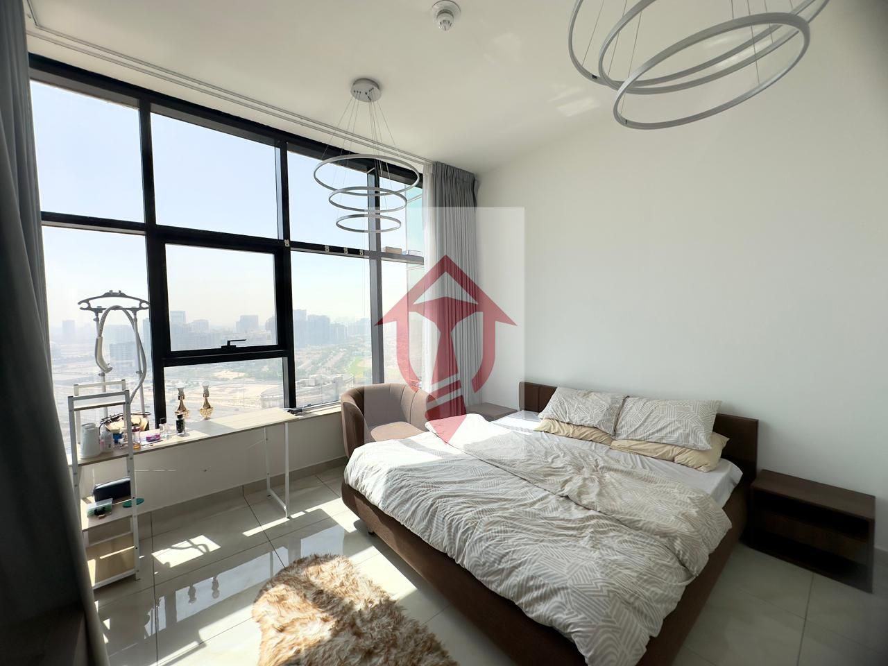 apartment card