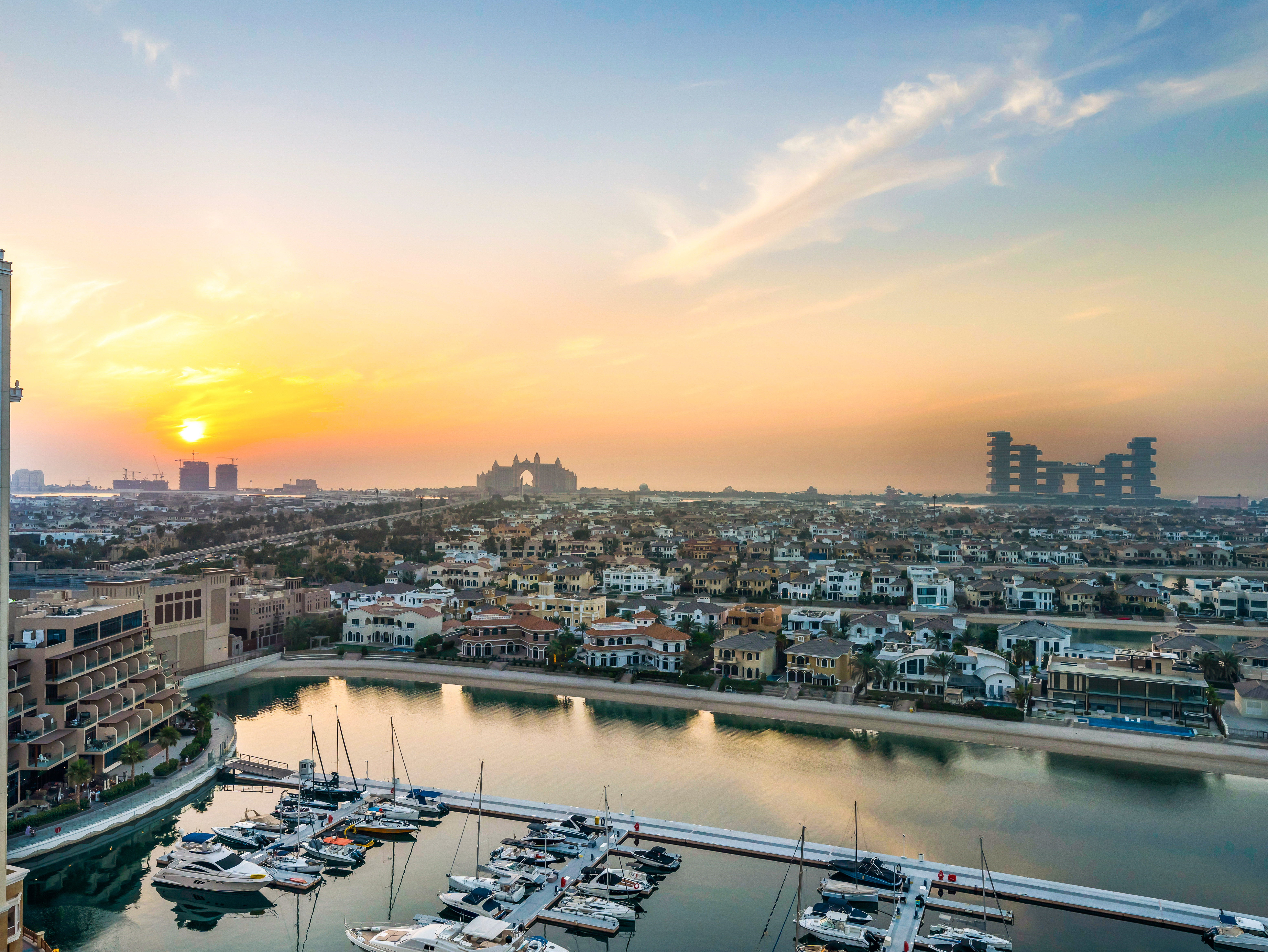 NEW LUX, UPGRADED | Atlantis & Marina Views | High Floor Luxury | Bills Included, No Comissions